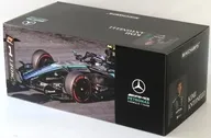 1/18 メルセデス-AMG ペトロナス F1チーム W17 キミ・アントネッリ 中国GP 2026 初ポールポジション/記念タイヤ付 「MINICHAMPS」 [117260222]
