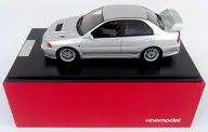 1/18 MITSUBISHI LANCER EVO IV(シルバー) [16C04-07]