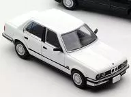 1/64 LV-N93a BMW 325i 4 portas (branco) "Tomica Limited Vintage NEO" [274117]