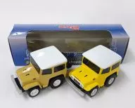 Q版賽車40 V SET Land Cruiser 40 V(黃色)&Land Cruiser 40 V(米色三明治)"有趣零部件創庫原創No.OT02>