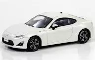 1/64 TOYOTA 86 gt White [OS64001WH]