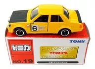 1/60 Mitsubishi Lancer Turbo #6 (amarelo x preto) "Tomica Event Model No. 19"