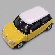 1/57 Mini Cooper (Liquid Yellow) "Tomica Kuji X Mini Cooper Selection"