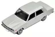 1/64 LV 167 a Nissan Skyline 2000 GT 71 (blanco) "Tomica Limited Vintage" [282570]