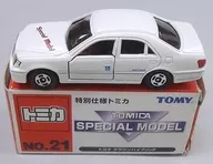1/62豐田皇冠混合動力車(白色)"特殊規格多美卡No.21>