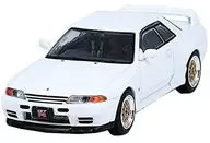 1/64 Nissan Skyline GT-R R32 (Crystal White) [IN64-R32-WHI]