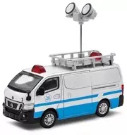 1/64 85 Nissan キャラバン NV 350 Japan Police Van 警察投光車 [NS21NV85]