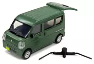 Cool Caqui Pearl Metallic (hoja disponible) "1/64 Suzuki Every Collection"