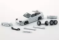 1/64 日産 シルビア 180SX RHD(ホワイト) [64B0303]