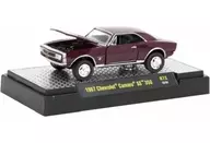 1/64 1967 Chevrolet Camaro SS 350(メダリックロイヤルプラム) 「Auto-Thentics Release 72」 [32600-72]