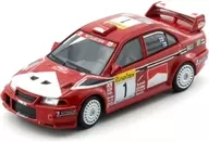 1/64 Mitsubishi Lancer Evolution VI, vencedor do Rally de Monte Carlo de 1999 T. Makinen #1 [64B0410]