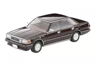 1/64 LV-N175c Toyota Crown Hard Top supercharger Royal Saloon 85 (Wine) "Tomica Limited Vintage NEO" [332718]