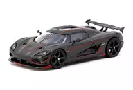 1/64 Koenigsegg Agera RS(ブラックカーボンファイバー×レッドアクセント) [T64G-TL005-BCF]