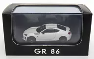 1/64 GR 86(ホワイトパール) ディーラー販促品