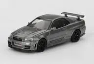1/64 Nissan スカイライン GT-R ダークメタルグレー (NISMO BNR34 CRS バージョン)(右ハンドル) 「ミニGTシリーズ」 [MGT01160-BL]