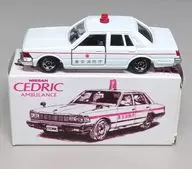 1/65 日産セドリック280E BROUGHAM 東京消防庁(ホワイト×レッド) 「トミカ」 ミニカーショップ イイノ特注