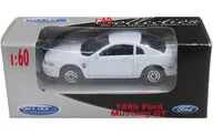 1/60 1999 Ford Mustang GT(ホワイト)