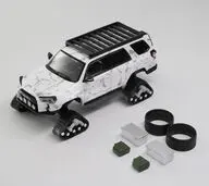 1/64 Toyota 4Runner wide-body Prerunner (LHD) スキーバージョン(ホワイト) [KS-051-655]