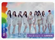 [单品]NiziU贴纸(横·框紫色)"NiziU出道助威活动>草莓蛋糕捆绑商品