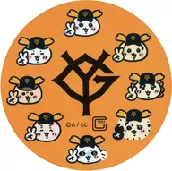 A sticker with a size that can be attached to a small smartphone : "Chi-kawa, a little cute little thing × Yomiuri Giants"