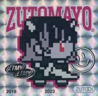 ずっと真夜中でいいのに。(にらちゃん/ロゴ：レッド) ステッカー 「ZUTOMAYO “5“ SPECIAL POP-UP STORE」 抽選会C賞