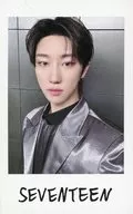 A little (Seventeen) instant photo sticker card "Seventeen [RIGHT HERE] WORLD TOUR IN JAPAN"