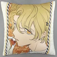 Almofada Judah "Deer Vocalist Suites Vocalist Lot" A-3 Award