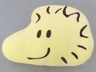 Woodstock cushion "PEANUTS (Snoopy) x UNIQLO Peanut Holiday Collection"