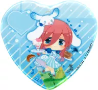 Sankyu Nakano "The Quintessential Quintuplets ∬ x Cinnamoroll Limitedshop Trading Heart-shaped metal badge"