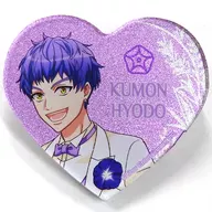 "A3! (Athree) in Namja town - Iyashi no Mori no Omotenyashi" (Healing Forest Omotenyashi), a heart-shaped acrylic badge with nine gates of Hyogashira (body size).