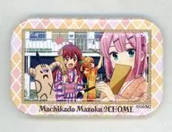Yuko Yoshida & Chiyoda Momo & Mikan Hinatsuki (OP) Scene photograph Oblongo metal badge "DMM Scratch! Machikado Mazoku 2-chome" Premio E-14