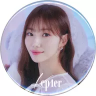 Young-eun Random metal badge "Kep1er JAPAN CONCERT TOUR 2023 "