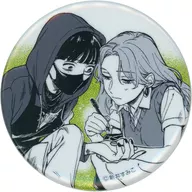 Mizuki Koga (con máscara) y Aya Osawa "La persona que me interesa no era un hombre. POP UP SHOP metal badge Collection"
