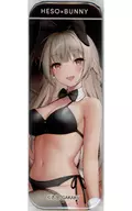志田イラスト おへそVer スクエア缶バッジ 「DMMスクラッチ! へそ×バニー」 D-3賞