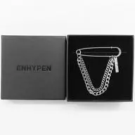 ENHYPEN Brooch (broche) "BORDER : DAY ONE" UNIFORM MERCHANDISE