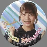 Manamo Miyata DASADA Original metal badge B (DASADA clothes ver.) 「 Hinatazaka46 ×DASADA 」