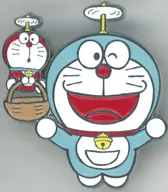 Doraemon (Takecopter)' I'm Doraemon Pin Badge' limited to JR Shinagawa Station