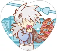 "Kyuketsuki Sugu Shinu 2 Heart-shaped metal badge 03. Retro Art Illustration"
