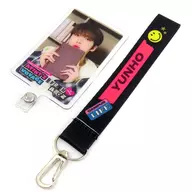 ジョン・ユンホ ストラップホルダー(フォンタブ) 「ATEEZ BEYOND ： ZERO POPUP STORE」