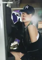 リア(縦/膝上/体左向き) ランダムトレーディングカード 「ITZY 3RD WORLD TOUR ＜TUNNEL VISION＞ in JAPAN」