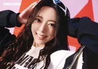 ユナ(横/バストアップ/両手頭) ランダムトレーディングカード 「ITZY 3RD WORLD TOUR ＜TUNNEL VISION＞ in JAPAN」