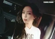 ユナ(横/バストアップ/右手上げ) ランダムトレーディングカード 「ITZY 3RD WORLD TOUR ＜TUNNEL VISION＞ in JAPAN」