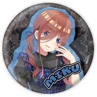 B.中野三玖 「五等分の花嫁* ホログラム缶バッジ(65mm) 01.甘辛ロックver.(描き下ろしイラスト)」