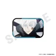 B.五条悟 「呪術廻戦 トレーディングスクエア缶バッジ」