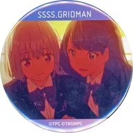 宝多六花＆新条アカネ(場面写) 缶バッジ 「DMMスクラッチ! TVアニメ SSSS.GRIDMAN 冬制服 スクラッチ」 E-9賞