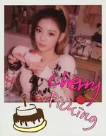 [单品]后部(ITZY)/上半身Polaroid附带特典