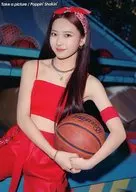 MAYUKA (NiiziU) / basketball random trading card "Take a picture/Poppin' Shakin'" release commemorative goods