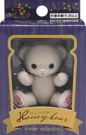 Mimosa (white gray) : "Honey Bear"