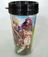 "Little Busters!! éxtasis", un Character que se reúne en el césped.