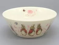 Gathering (Sisters / Pink) Bowl "Peter Rabbit"